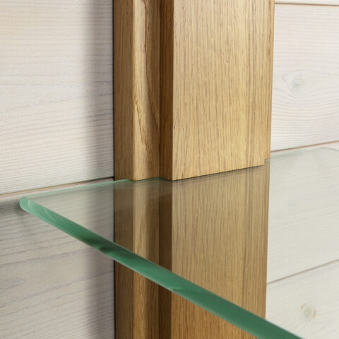 Pilaster vägghylla i massiv ek – TIDEN-serien - Bild 2