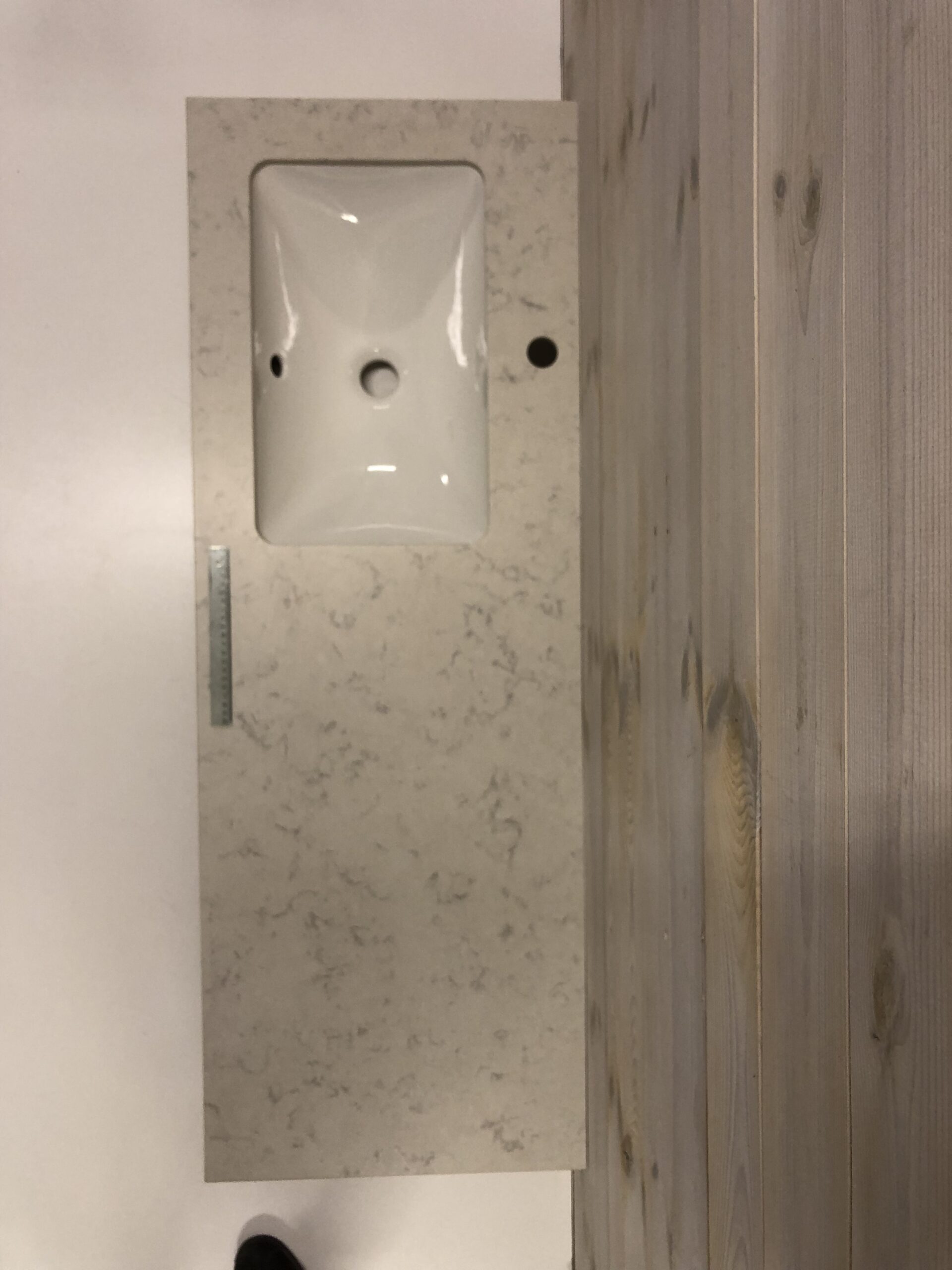 11 Outletprodukt - Villeroy & Boch – Stilren helhetslösning med integrerad bänkskiva - Bild 2
