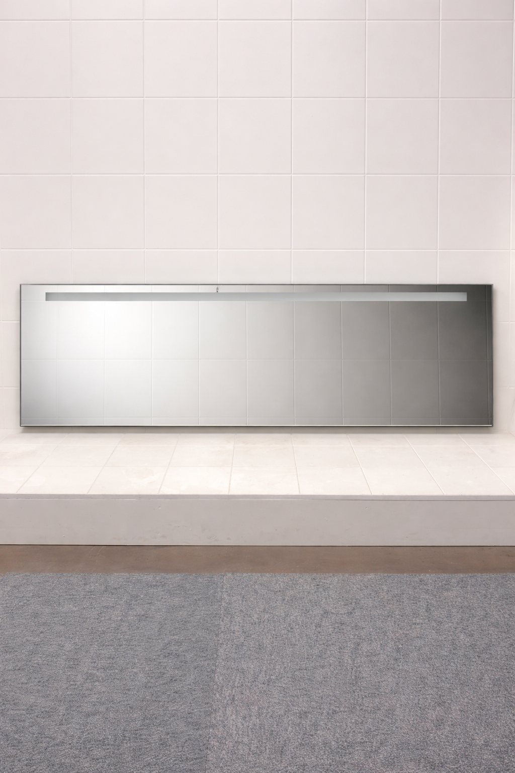 22 Outletprodukt- Alessi väggspegel med inbyggd belysning - Bild 1