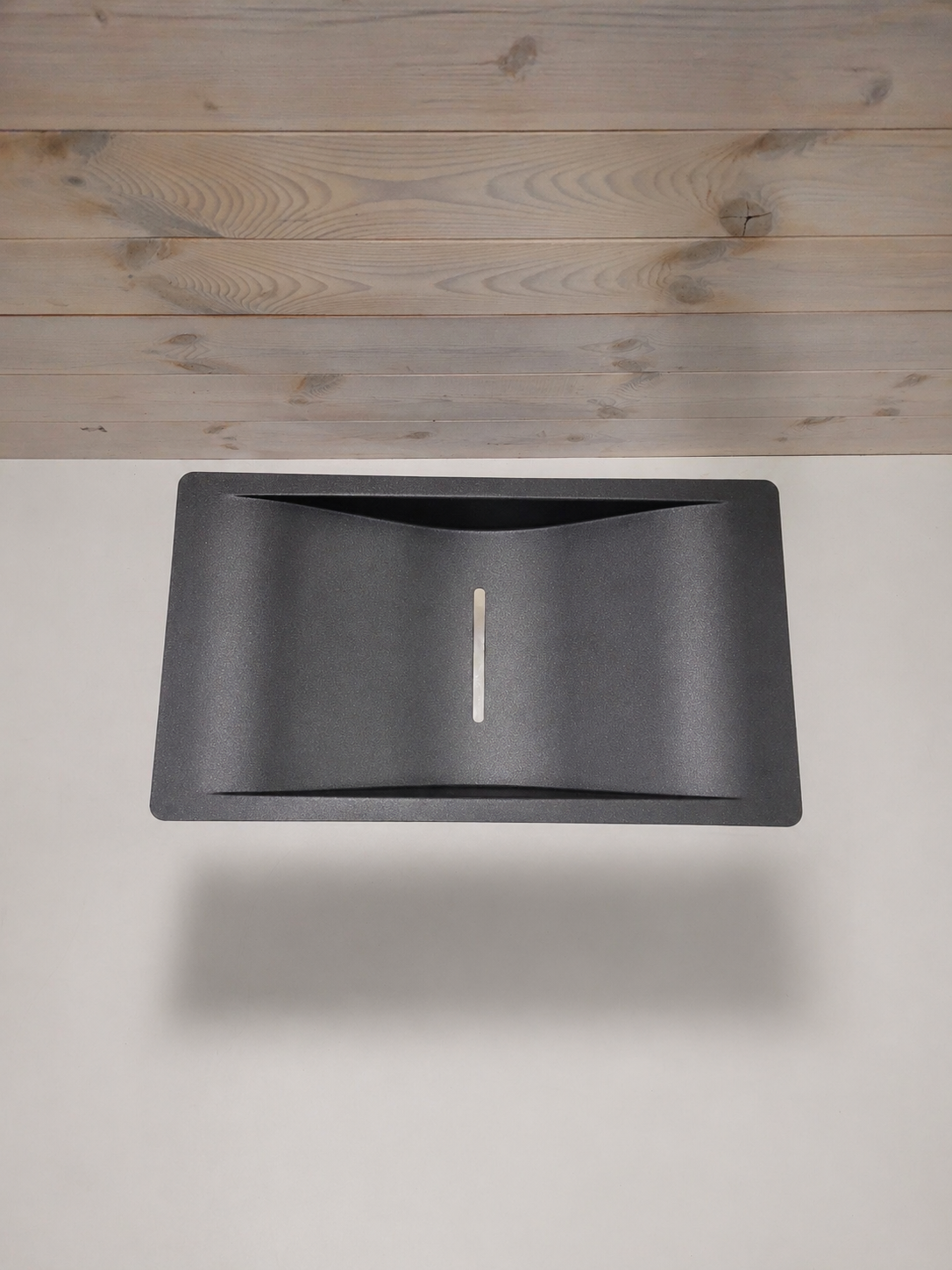 Svart Wave tvättställ i aluminium – Reginox (designklassiker) - Bild 3